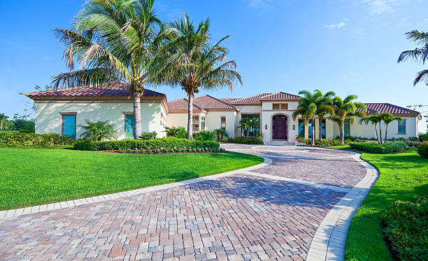 Best Driveway Paving Contractor  in Houston, MO